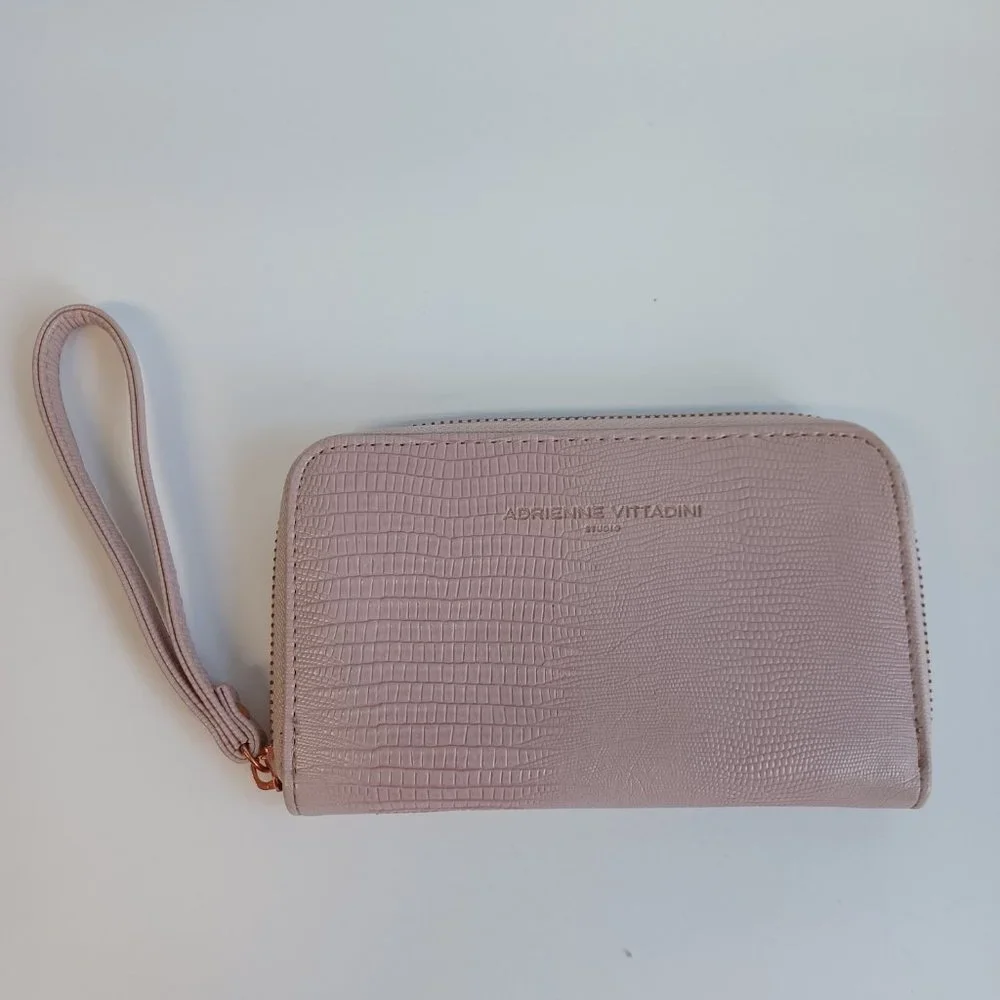 Adrienne Vittadini Wristlet Wallet Clutch Pouch Pale Dusty Pink Zip‎ Around
